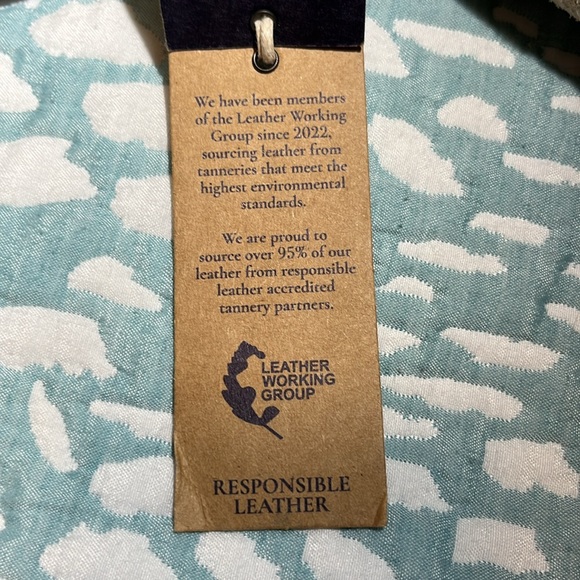 NWT AMERICAN LEATHER CO. CROSSBODY PURSE - Picture 15 of 15